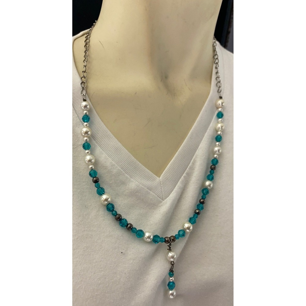 Beaded Necklace Pearl Blue Crystal‎ Pendant Silver Tone Clasp